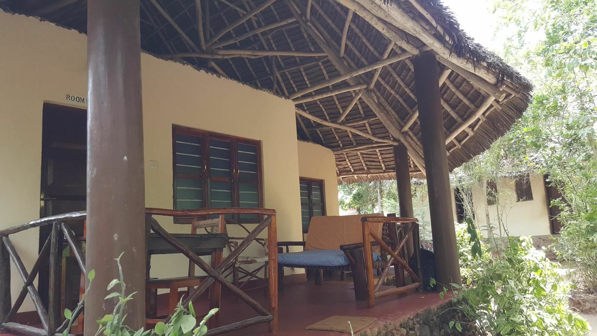 Baraka Aquarium Bungalows Nungwi Exterior foto