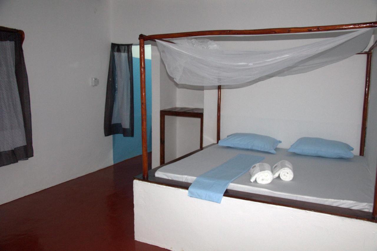 Baraka Aquarium Bungalows Nungwi Habitación foto